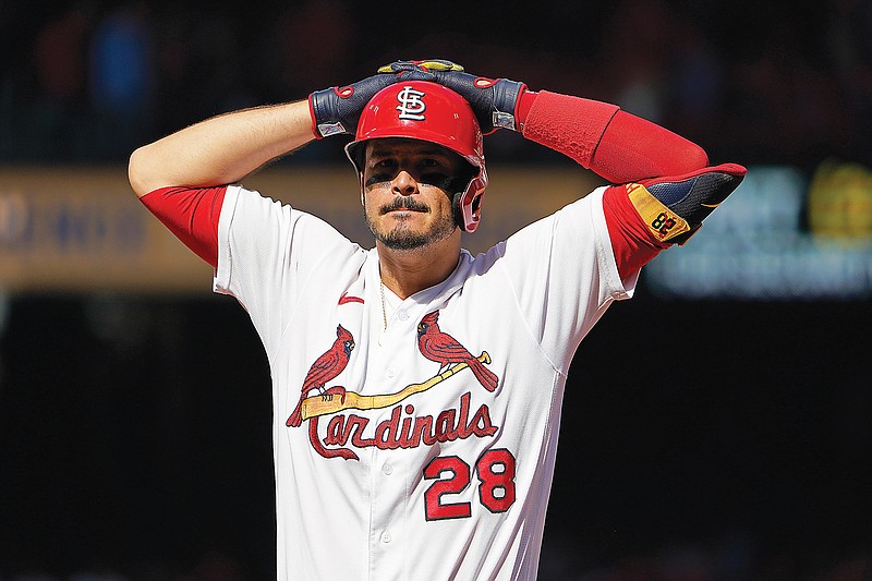 Nolan Arenado opts in with Cardinals through 2027