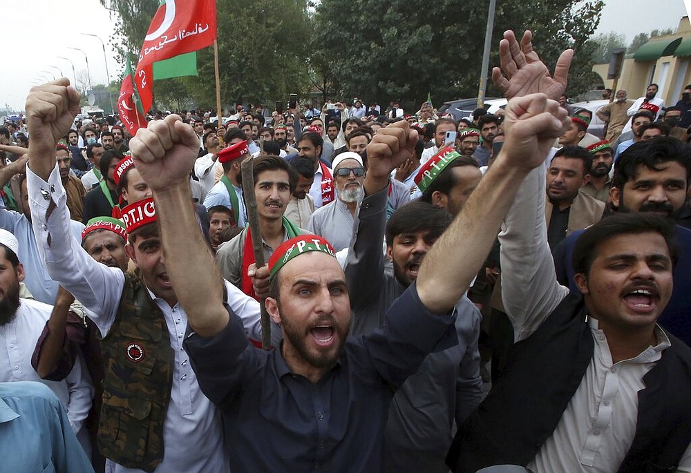 Pakistanis rally for Imran Khan | The Arkansas Democrat-Gazette ...