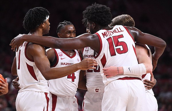 LIVE UPDATES: No. 10 Arkansas opens season vs. North Dakota State - Vimarsana News