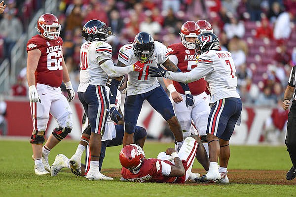 WholeHogSports - Super Bowl has SEC, Razorback ties