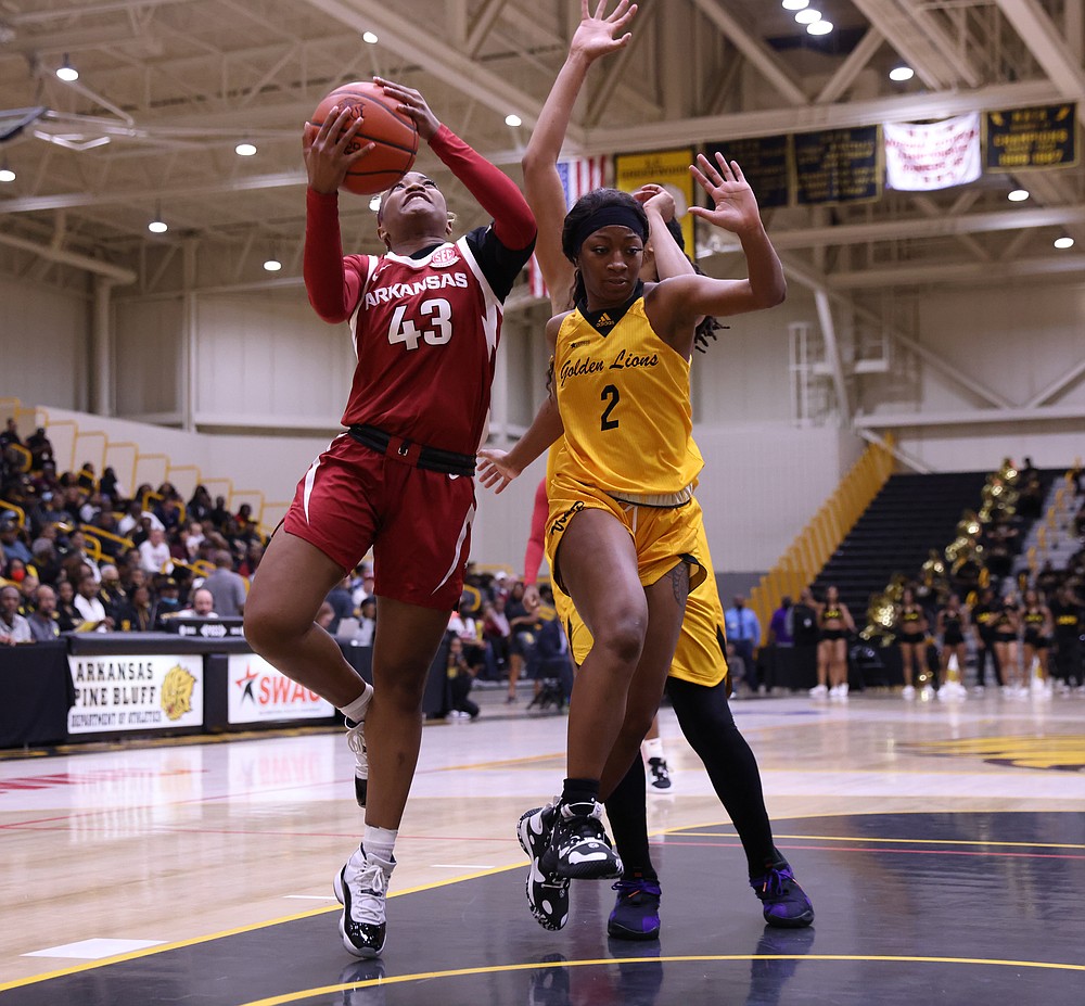 Poffenbarger Helps Spark UA Women | Northwest Arkansas Democrat-Gazette