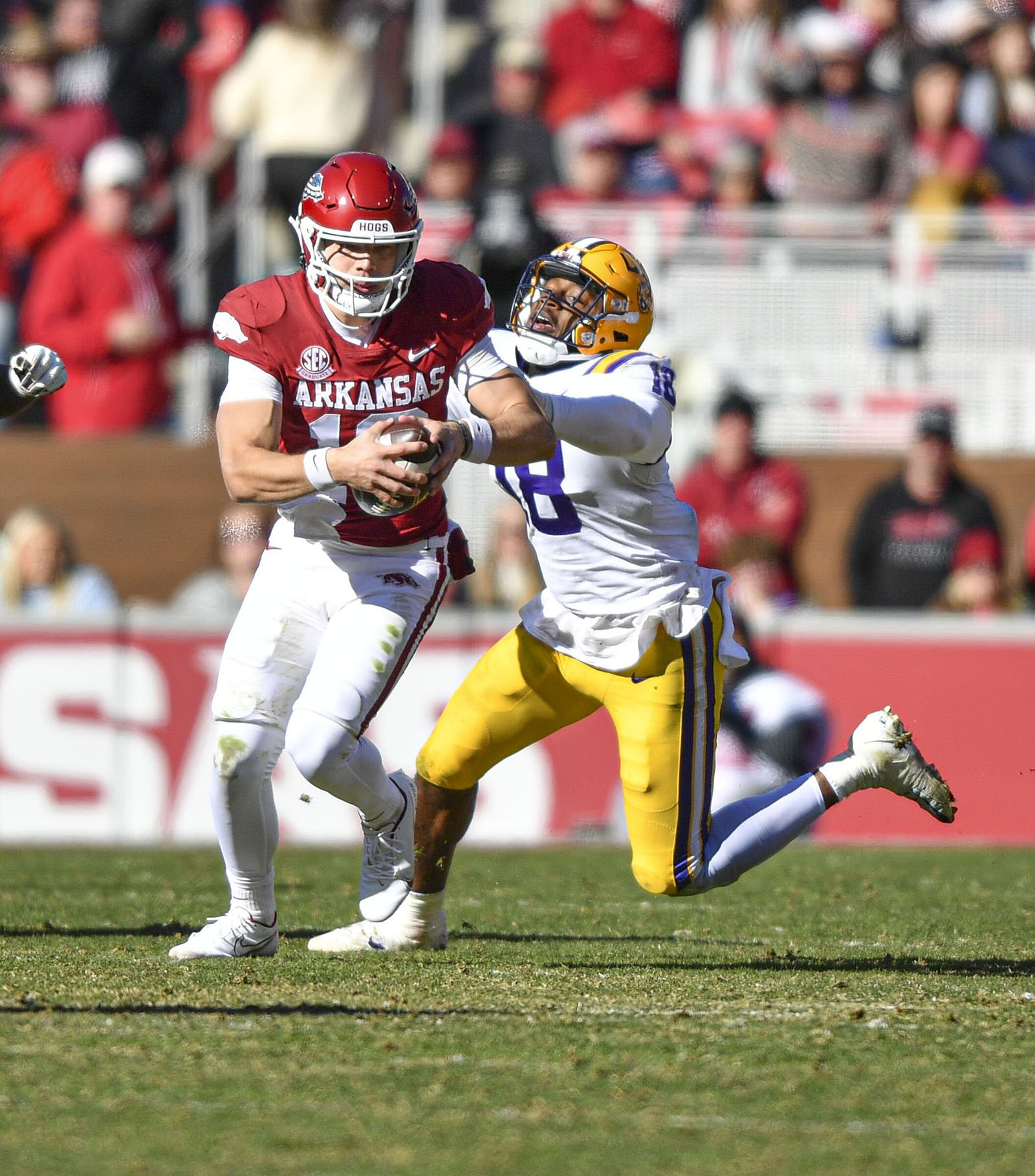 Hornsby, Fortin split QB duties The Arkansas DemocratGazette