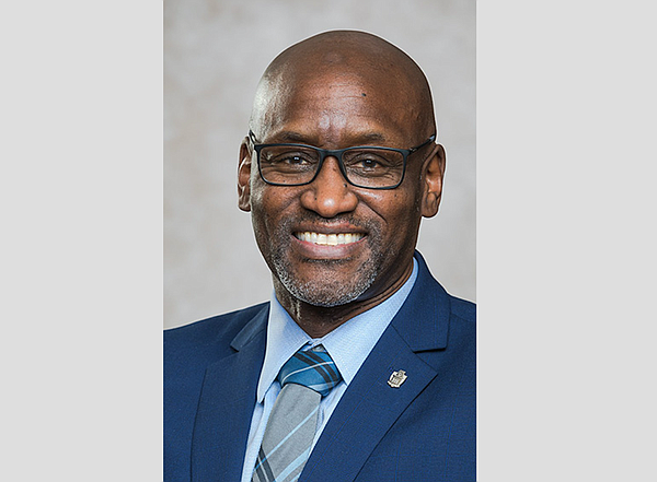 Robinson named as next UA chancellor; first Black person to lead school - Vimarsana News
