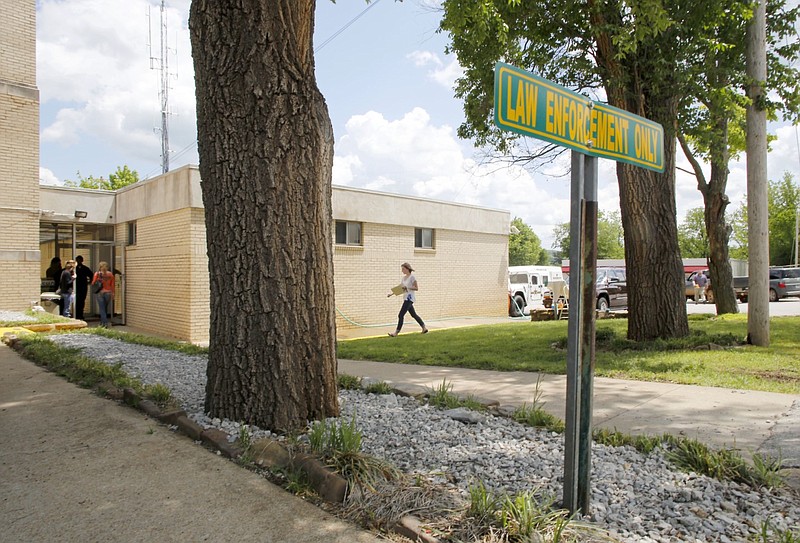 The Madison County jail in Huntsville is shown in this May 15, 2014 file photo. (NWA Democrat-Gazette/David Gottschalk)