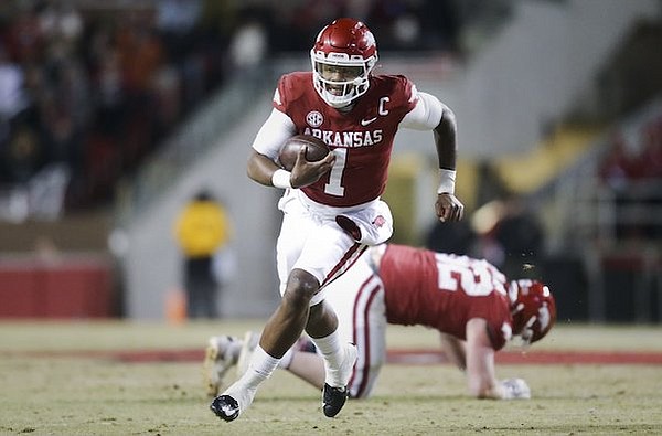 QB Jefferson will return to Arkansas for 2023 season - Vimarsana News