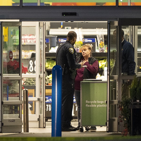 Manager kills 6 people, self in Virginia Walmart - Vimarsana News
