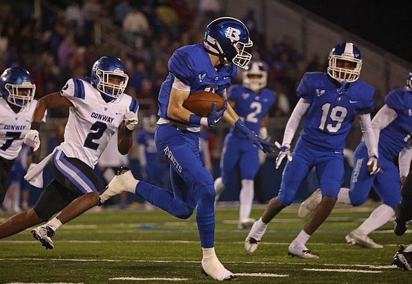 Bryant runs away from Conway - Vimarsana News