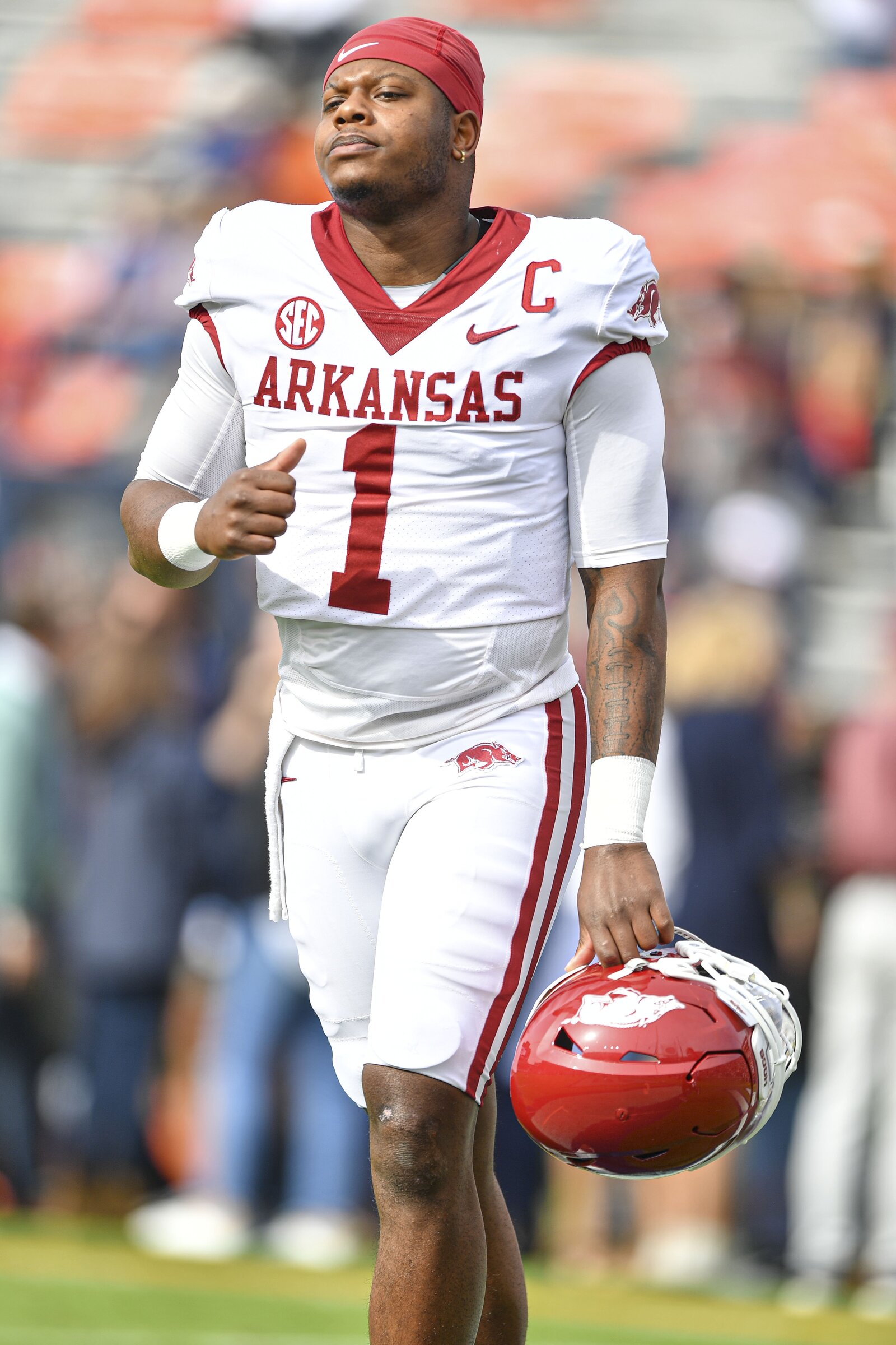 Jefferson to remain with Hogs - Vimarsana News
