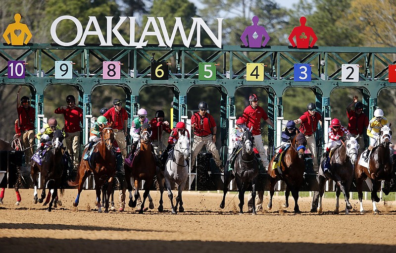 The live racing season at Oaklawn Racing Casino Resort in Hot Springs begins today with a nine-race card starting at 12:30 p.m., capped by the season’s first stakes race, the $150,000 Advent Stakes for 2-year-olds.
(Arkansas Democrat-Gazette/Thomas Metthe)