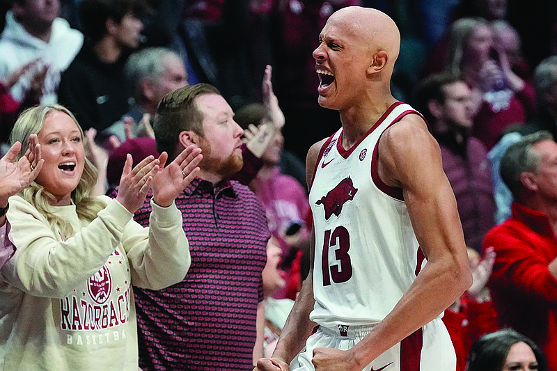 Walsh steps up for Razorbacks