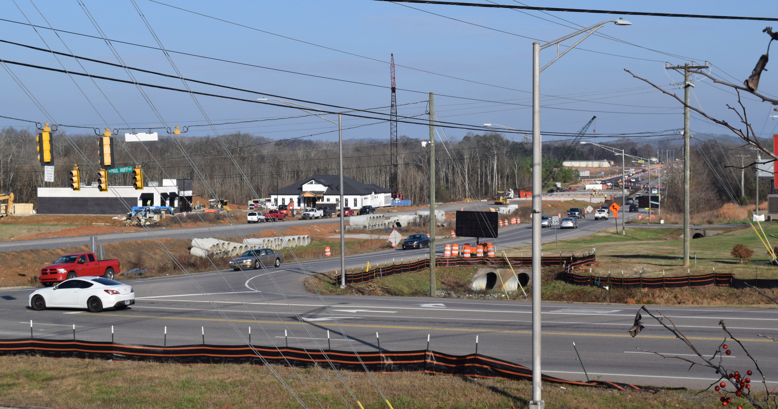 Staff Photo by Ben Benton / Traffic moves through the Paul Huff Parkway interchange on State Route 60 in Cleveland, Tenn., close to where the state Department of Transportation's widening work begins on the east end of the project..
