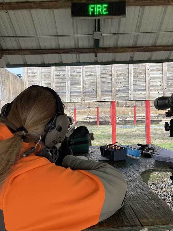 Creedmoor Kind Of Day: Fast Crosswind Doesn’t Throw Off Trendy Rifle 