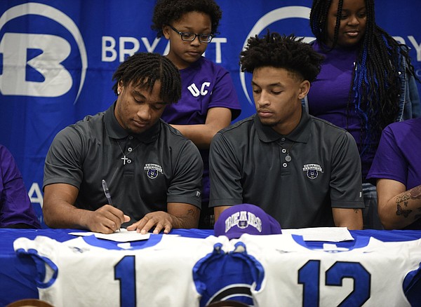 Bryant twins boost UCA's class - Vimarsana News