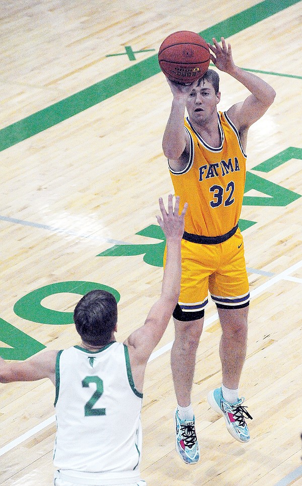 Fatima boys snap losing skid against Blair Oaks - Vimarsana News