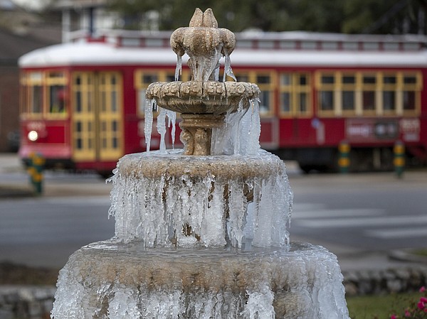 Winter storm hammers U.S. - Vimarsana News