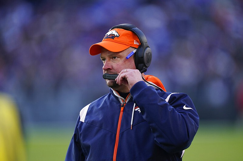 Broncos fire rookie head coach Hackett after 4-11 start