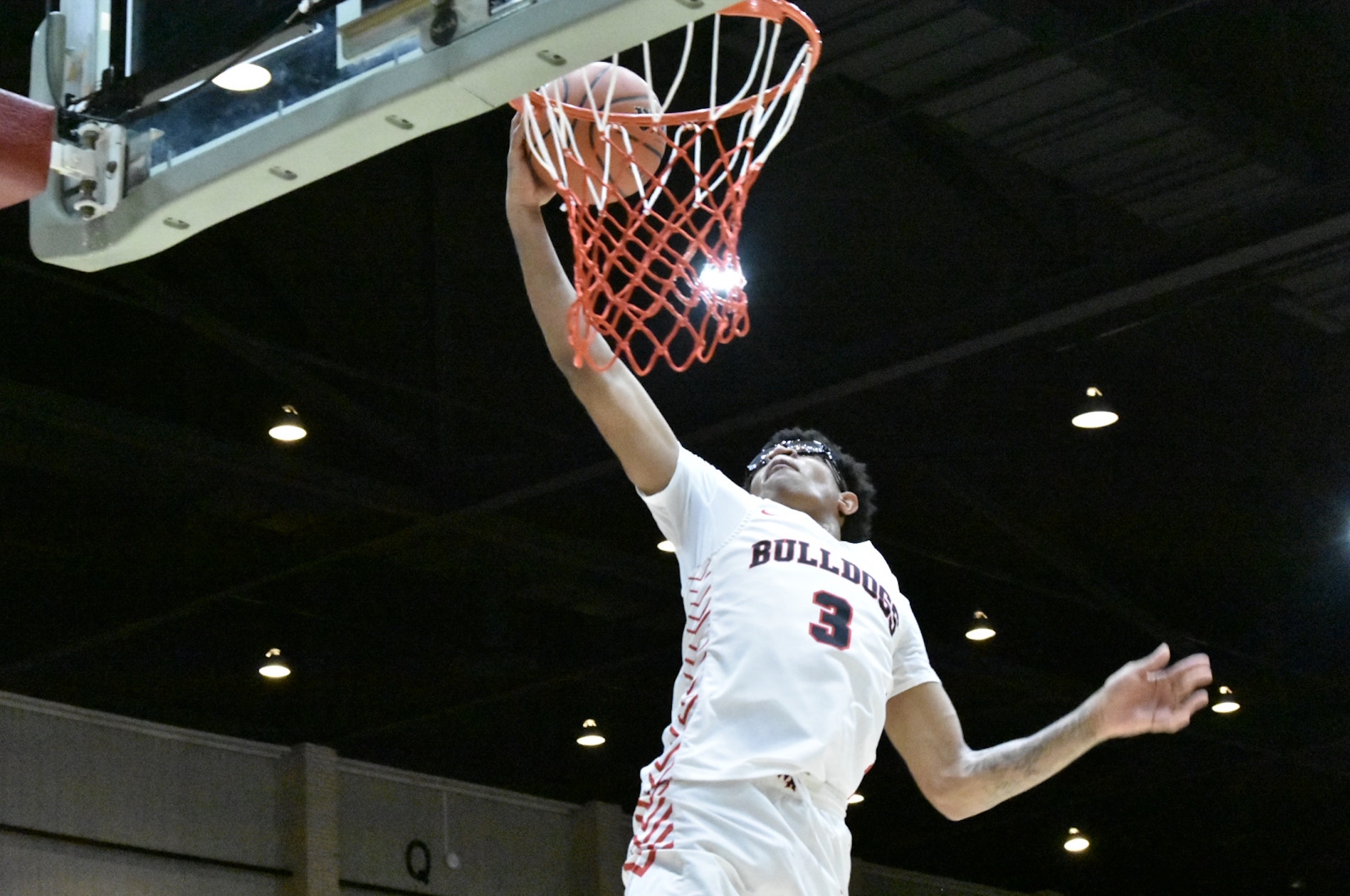 Hayes wills White Hall to first King Cotton win