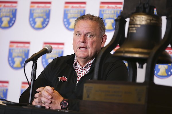 WholeHogSports - Roles reversed this year at Hogs' bowl site - Vimarsana News
