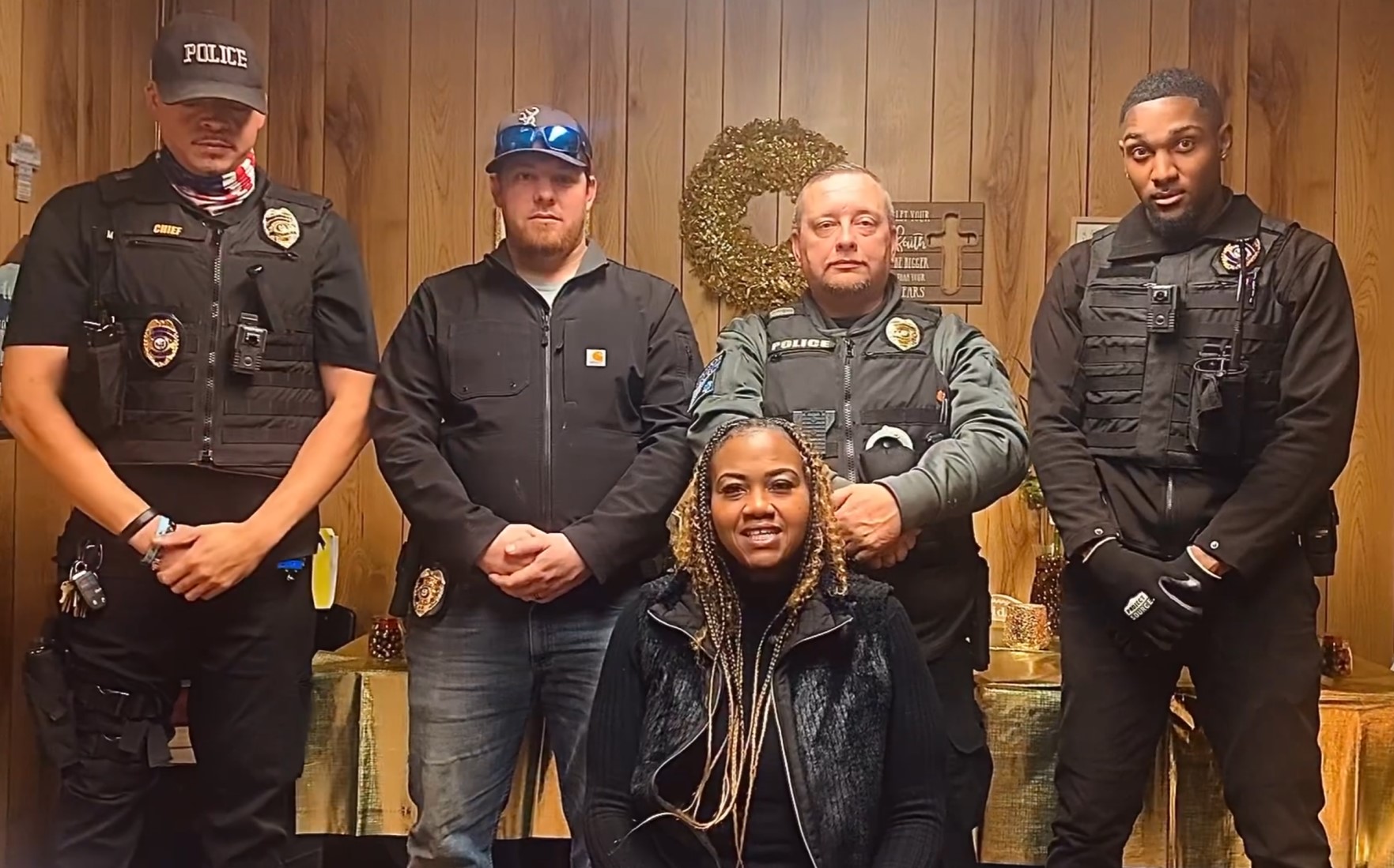Mayor declares curfew to curb Eudora crime - Vimarsana News