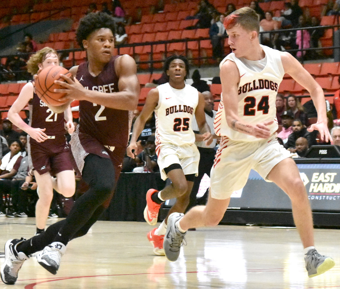 KING COTTON 2022: Texas’ Silsbee matches White Hall’s intensity, takes Creed Bracket