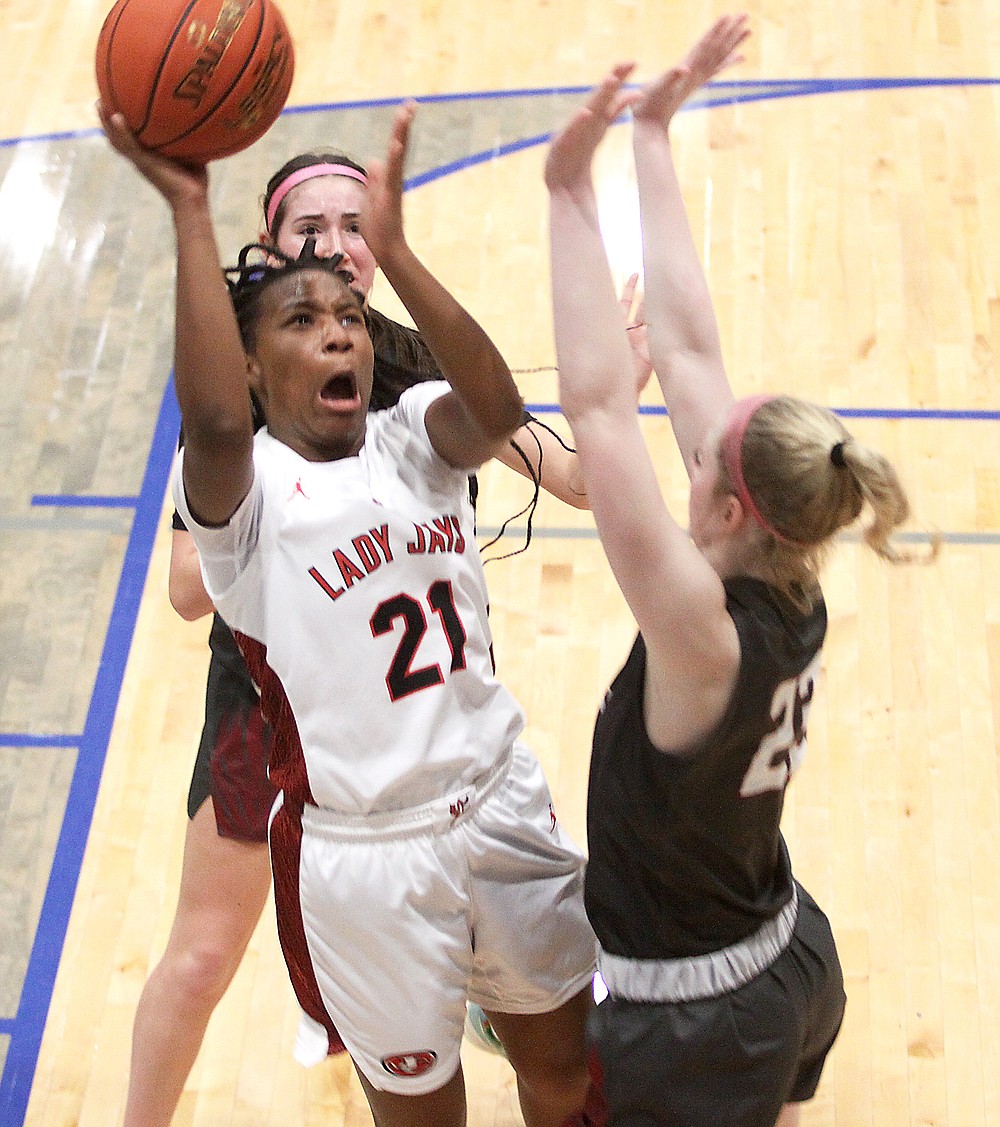 Linthacum leads Lady Jays into Classic title game Jefferson City News