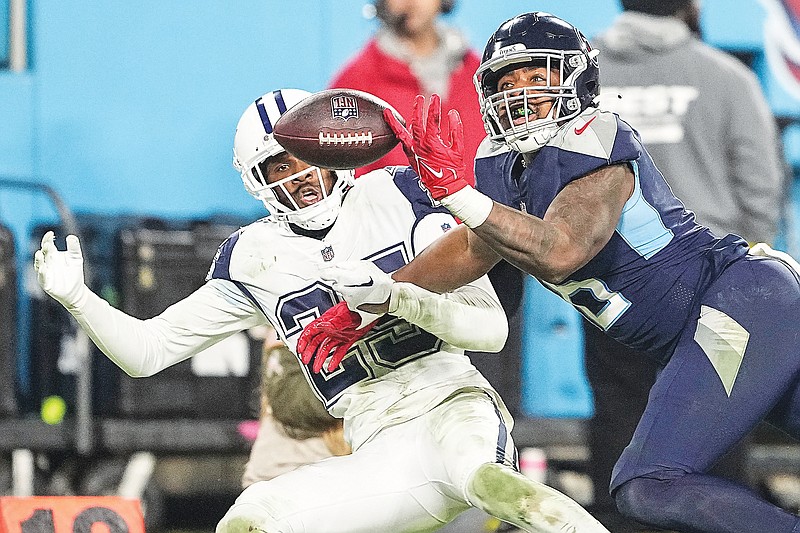 Dallas Cowboys top banged-up Tennessee Titans 27-13