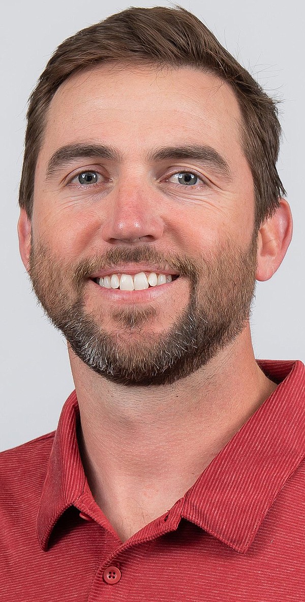 Arkansas OC Briles indicates his return - Vimarsana News