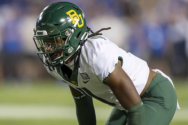 Former Baylor CB commits to Hogs - Vimarsana News