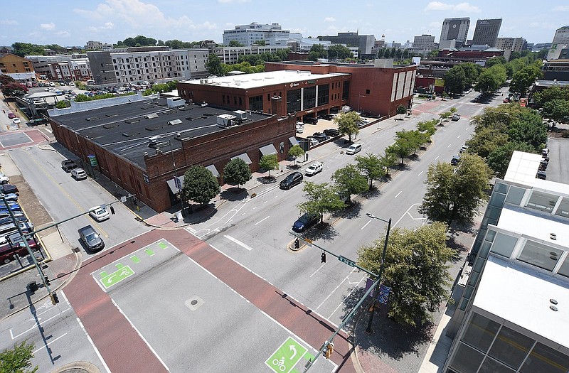 Broad Street should be Chattanooga's most important road, urban