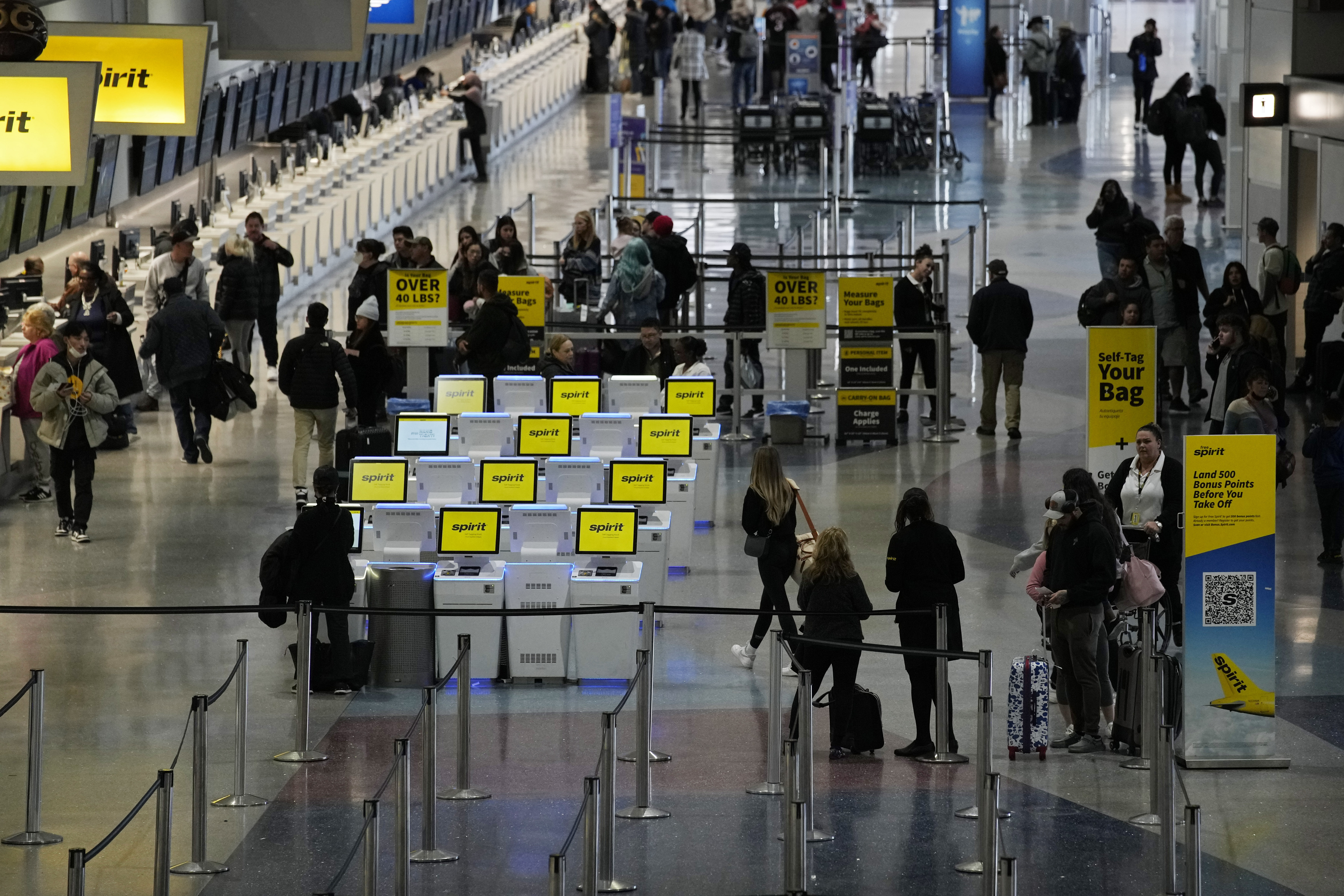 Minimal airline delays, cancellations a day after U.S. outage - Vimarsana News