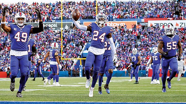 Bills hang on for 34-31 wild-card win over Dolphins