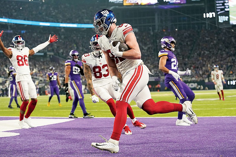 Giants top Vikings for first playoff win in 11 years Jefferson City