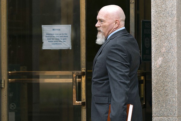 Barnett testifies in his trial, stun gun inoperable after dropped in shower - Vimarsana News