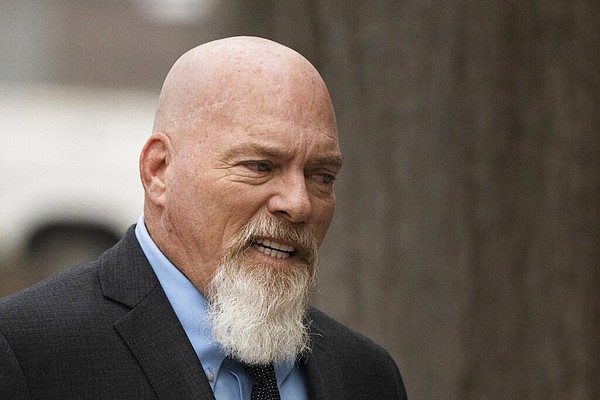 Jan. 6 defendant Barnett says stun gun didn't work after dropping it in shower - Vimarsana News