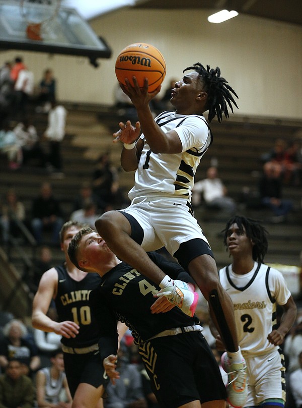 Senators wear out Yellowjackets - Vimarsana News