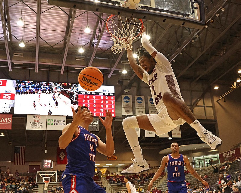 Ualr basketball discount