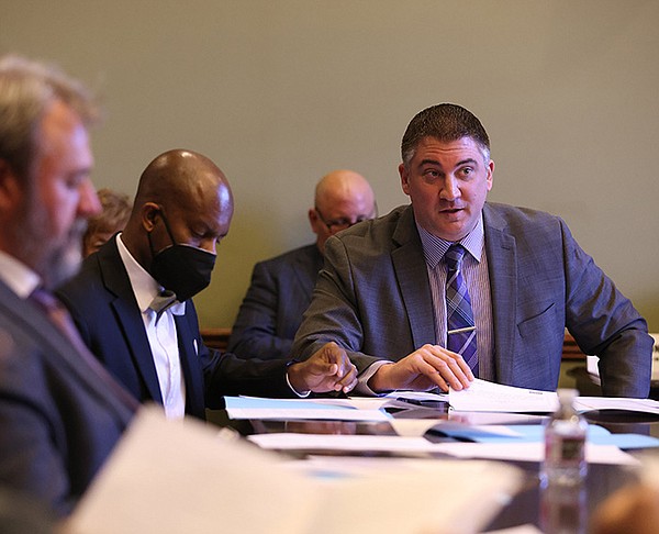 State Senate committee rejects 36 Hutchinson nominees for appointment - Vimarsana News