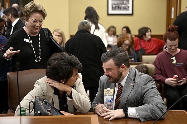 Opposing sides square off over bathroom bill in Arkansas House committee meeting - Vimarsana News