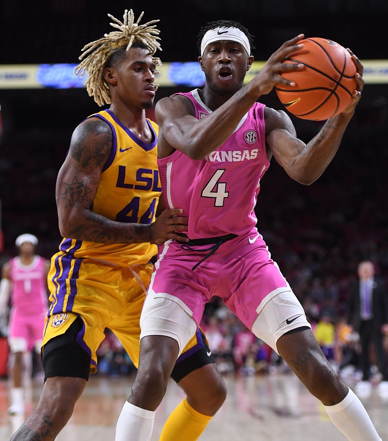Arkansas junior guard Davonte Davis (4) is averaging 16.6 points, 6.8 rebounds, 3.4 assists and 1.2 steals over the past five games while shooting 47.8% from the field and 50% on three-pointers.
(NWA Democrat-Gazette/Andy Shupe)