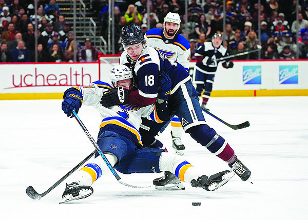 Newhook scores on birthday again as Avalanche beat Blues 4-2 - Vimarsana News