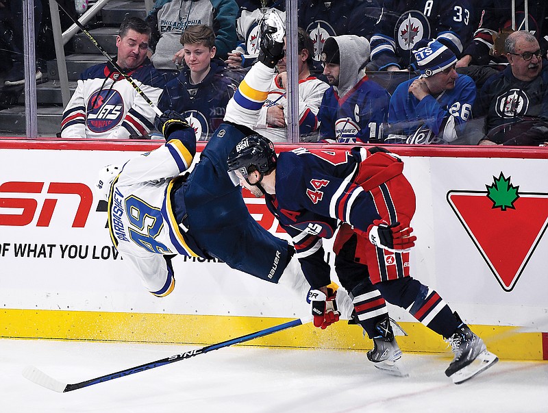 Jake Neighbours scores 2 goals as St. Louis Blues beat Chicago Blackhawks  4-2