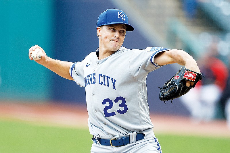 Royals sign pitcher Zack Greinke to one-year contract