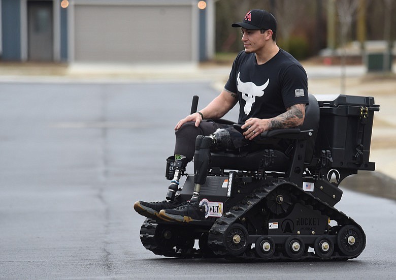 Red Bank veteran receives allterrain wheelchair Chattanooga Times