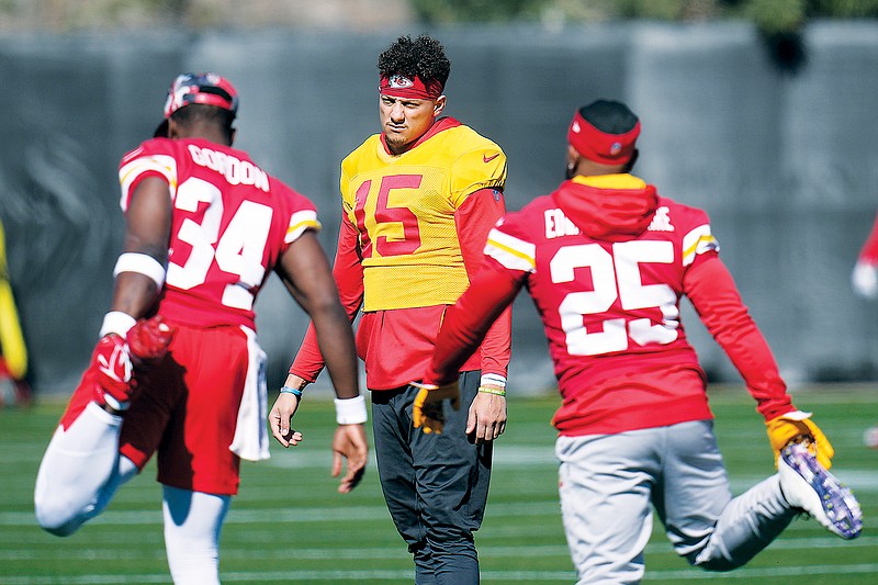 Patrick Mahomes's Ankle and the Forces That Will Shape the Eagles-Chiefs  Super Bowl - WSJ