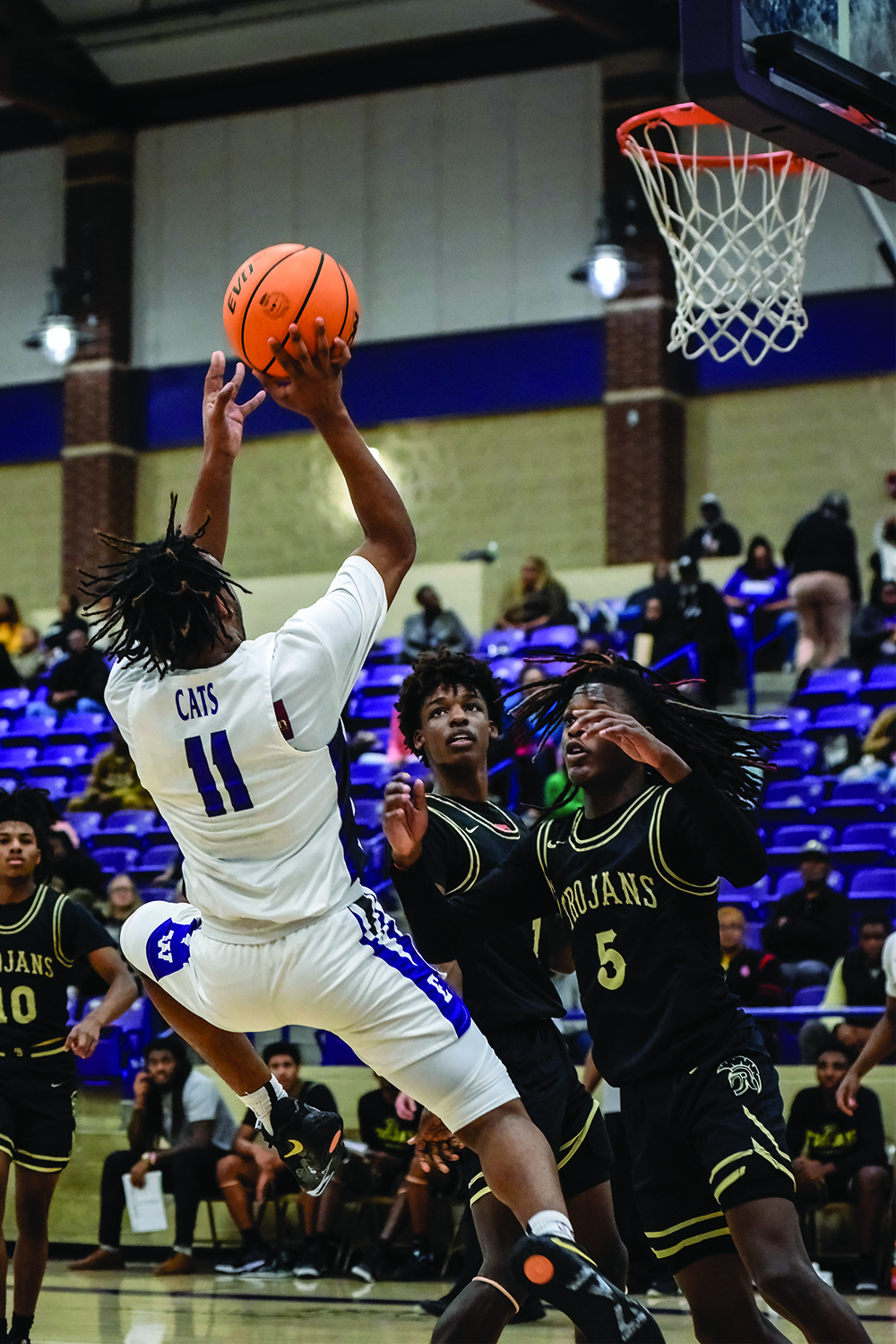 Hot Springs uses late run to stave off Wildcats - Vimarsana News
