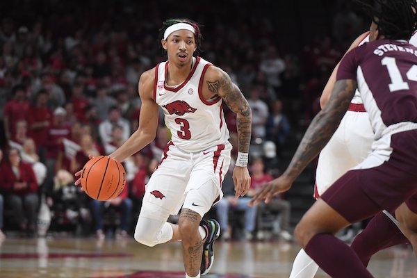 WholeHogSports - Aggies have dynamic duo at end