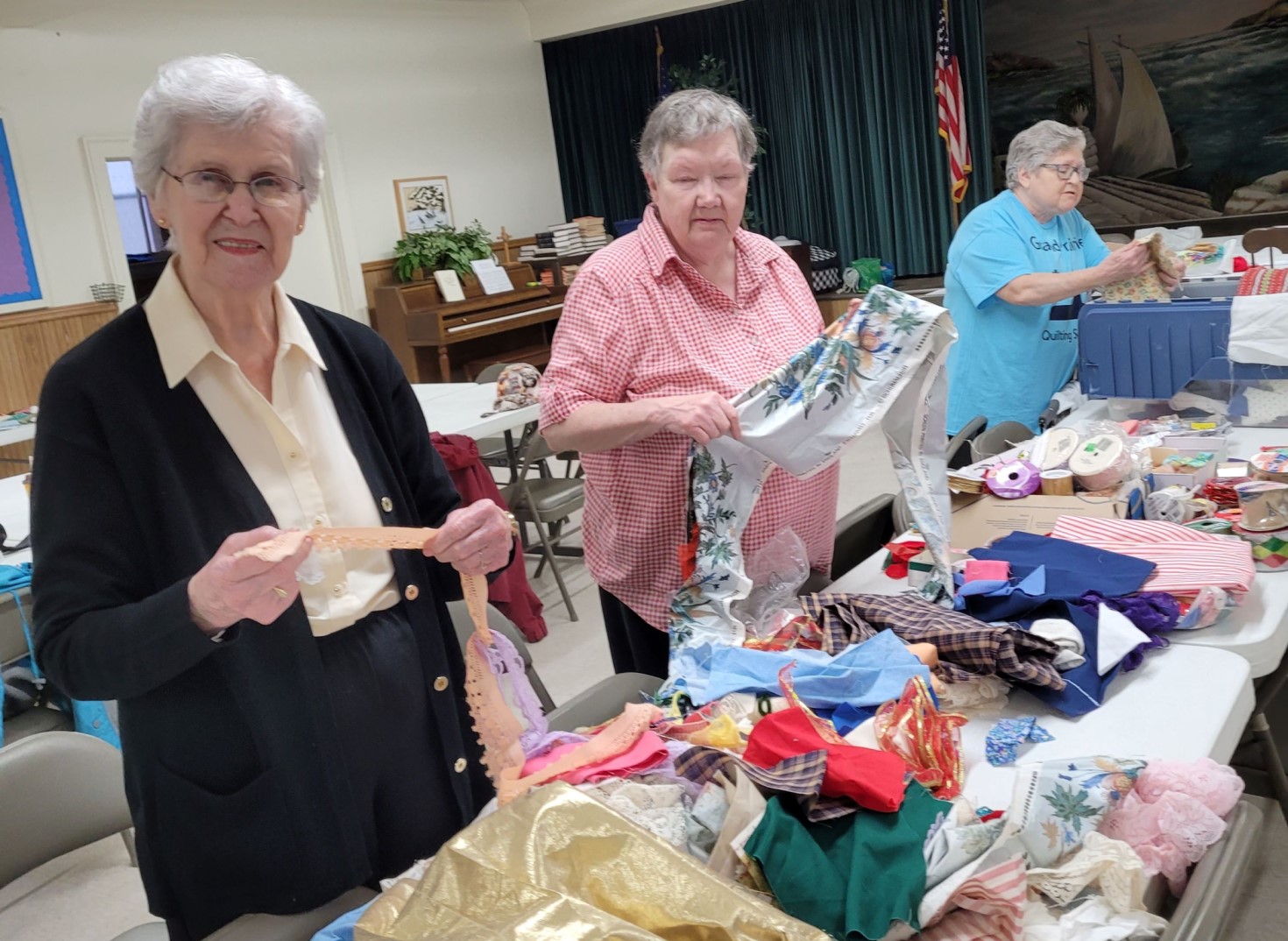 Quilters club holds February meeting