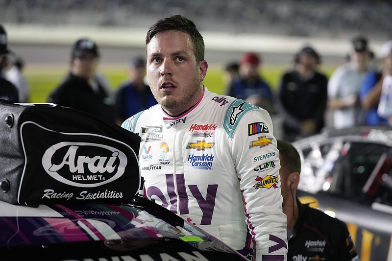 Alex Bowman earned his third career Daytona 500 pole during qualifying Wednesday night at Daytona International Speedway in Daytona Beach, Fla. Bowman, who secured his sixth consecutive front-row starting spot for the 500, will be joined on the front row in Sunday’s race by Kyle Larson, his teammate at Hendrick Motorsports.
(AP/John Raoux)