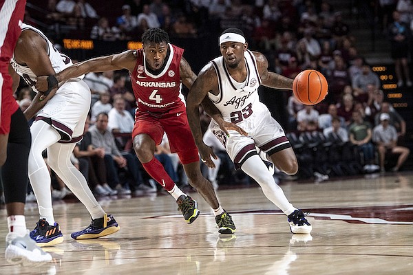 WholeHogSports - SEC Basketball Report: 2 former Hogs at Texas A&M