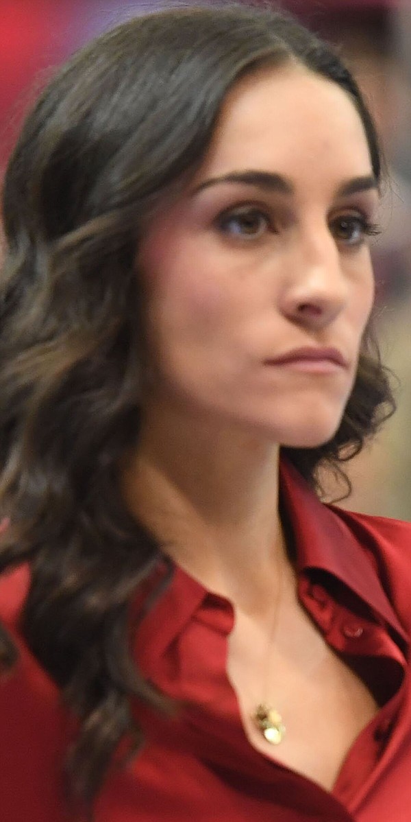 Wieber, Razorbacks continue to aim high - Vimarsana News
